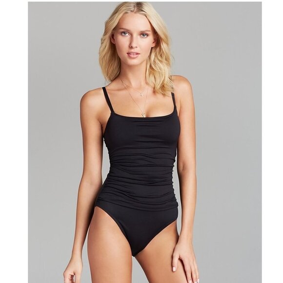 LA BLANCA 'island Goddess' One-piece Swimsuit - Picture 1 of 9